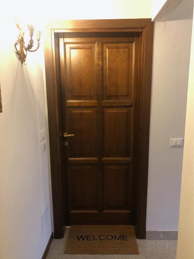 Casa Sissi Appartement Riva di Solto Buitenkant foto