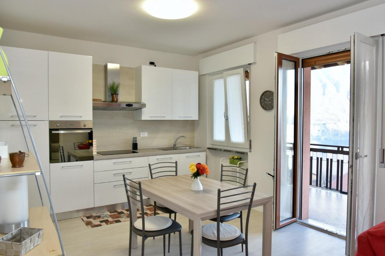 Casa Sissi Appartement Riva di Solto Buitenkant foto